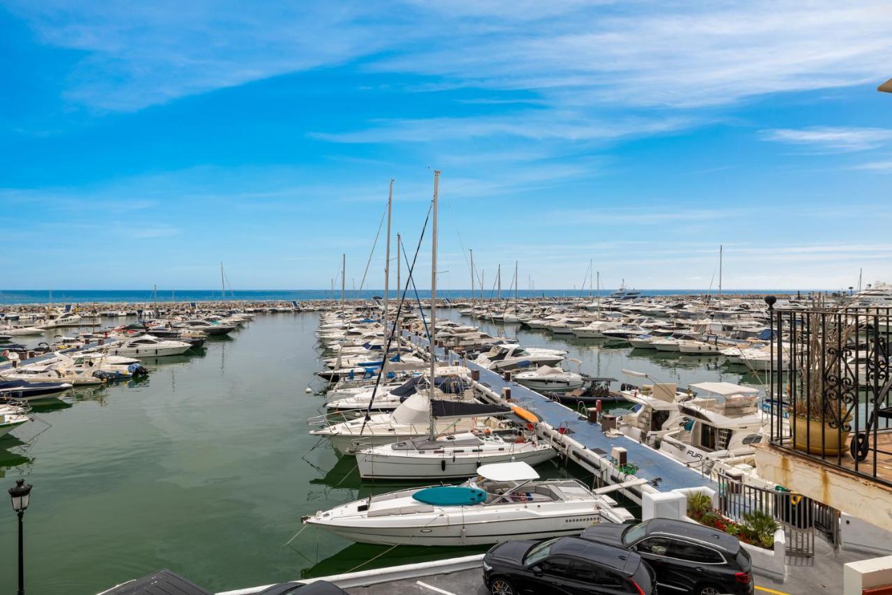 Luxurious Frontline Penthouse In Puerto Banus Apartamento Marbella Exterior foto